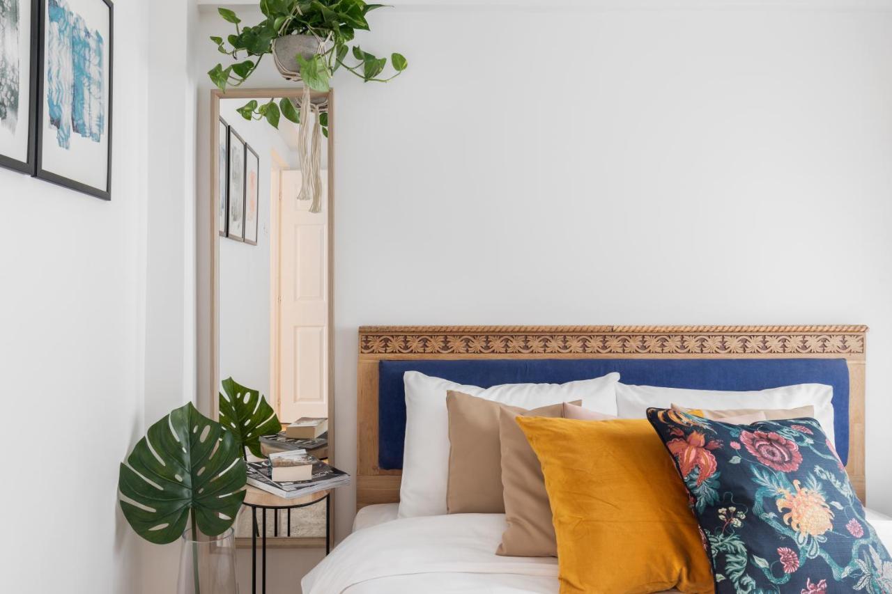 Eclectic 3 Bedroom Calea Victoriei By Urbanesq 부쿠레슈티 외부 사진