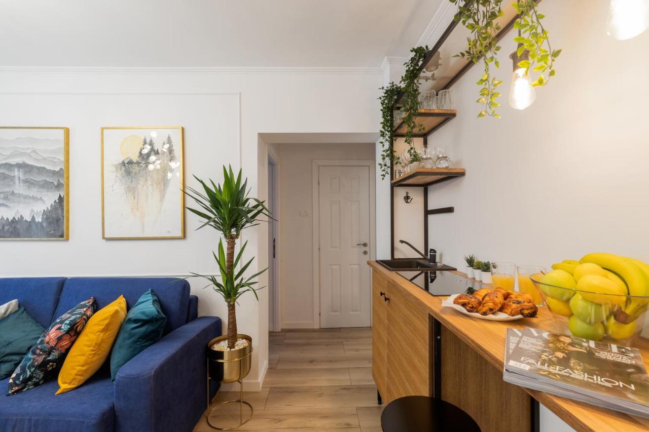 Eclectic 3 Bedroom Calea Victoriei By Urbanesq 부쿠레슈티 외부 사진